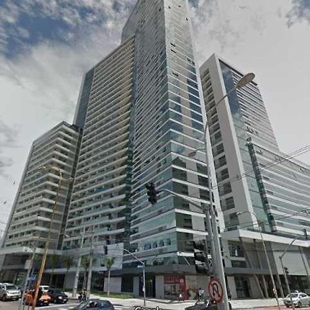 Estudio Moderno Com Linda Vista Para A Serra Curitiba Esterno foto