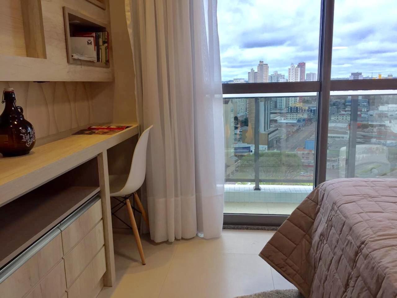 Estudio Moderno Com Linda Vista Para A Serra Curitiba Esterno foto