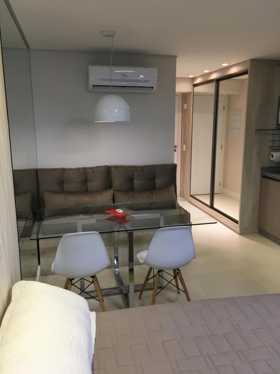 Estudio Moderno Com Linda Vista Para A Serra Curitiba Esterno foto