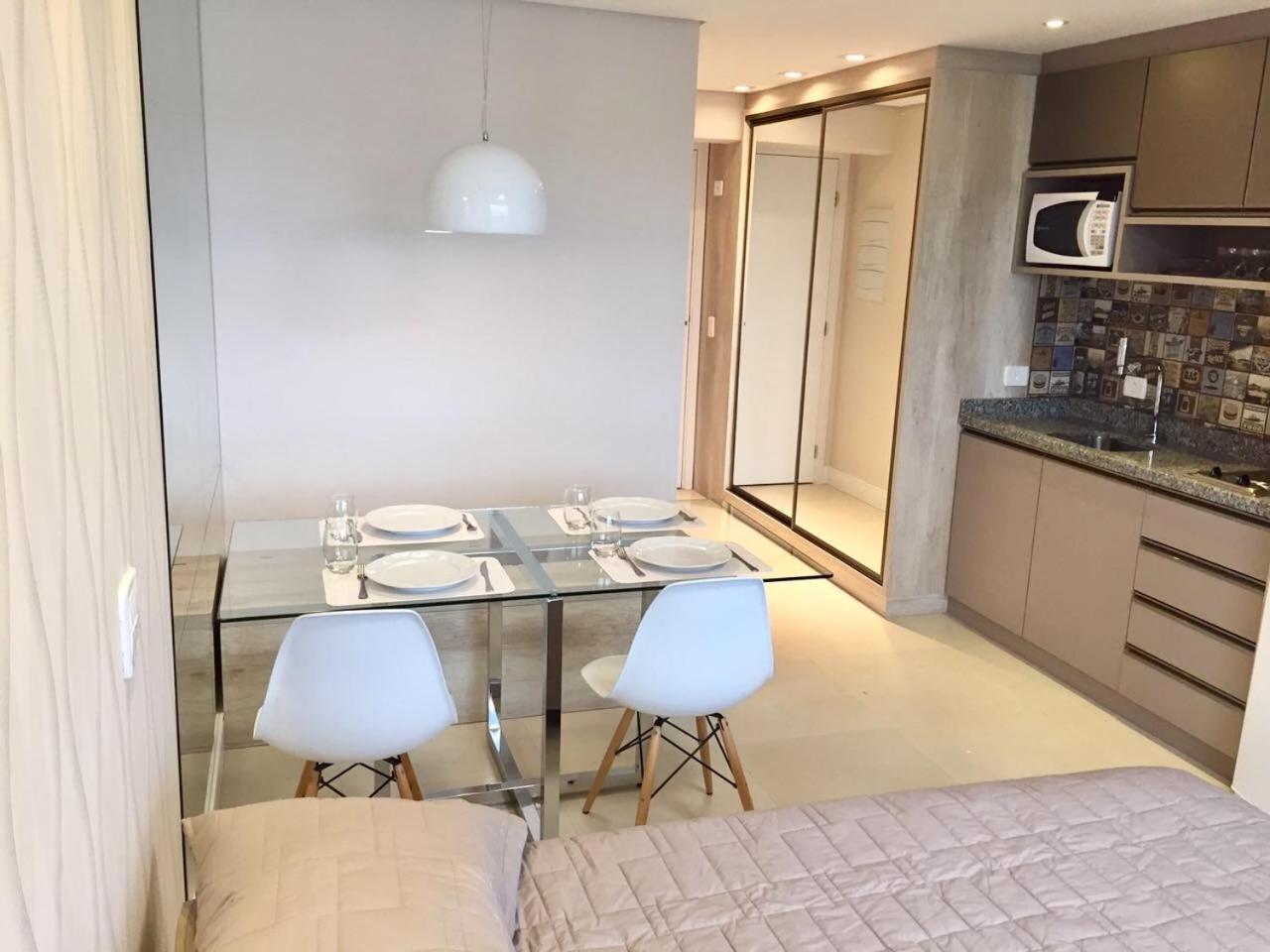Estudio Moderno Com Linda Vista Para A Serra Curitiba Esterno foto