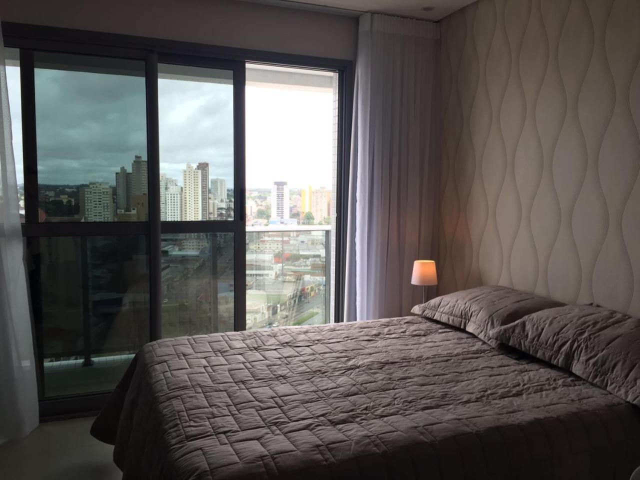 Estudio Moderno Com Linda Vista Para A Serra Curitiba Esterno foto